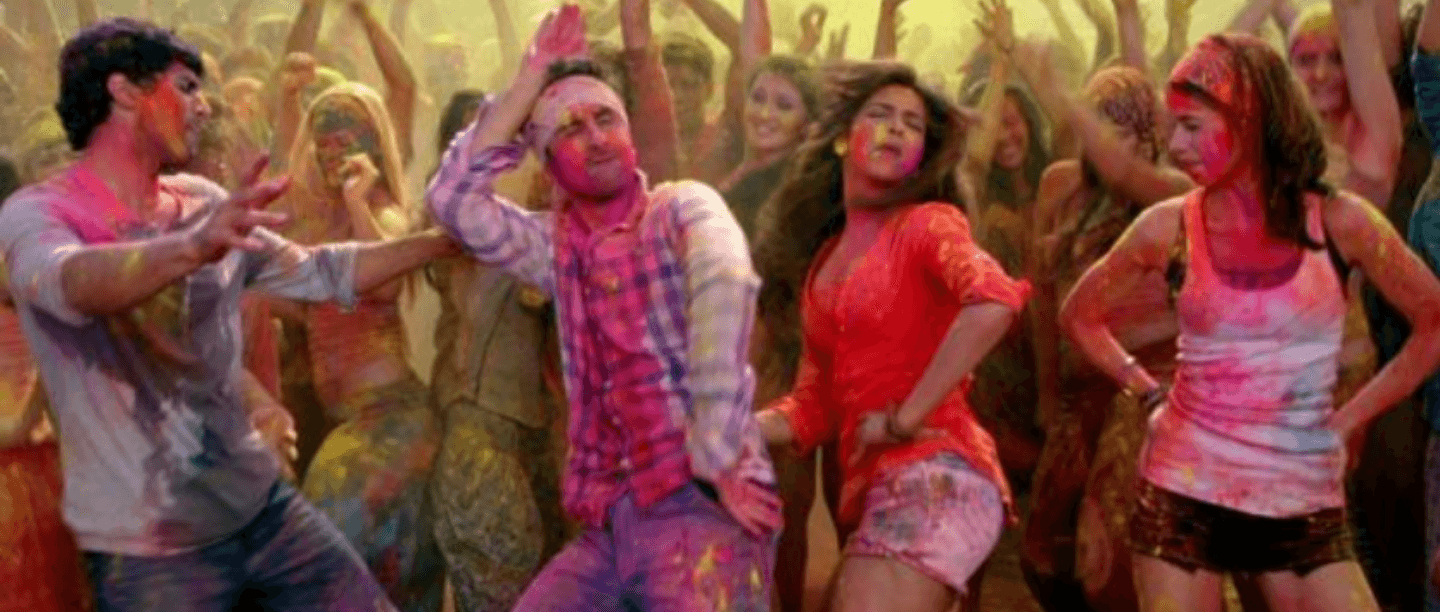 Chaos &amp; Colours: 8 Things That You&#8217;ll Relate To If You&#8217;re Not A Fan Of Playing Holi