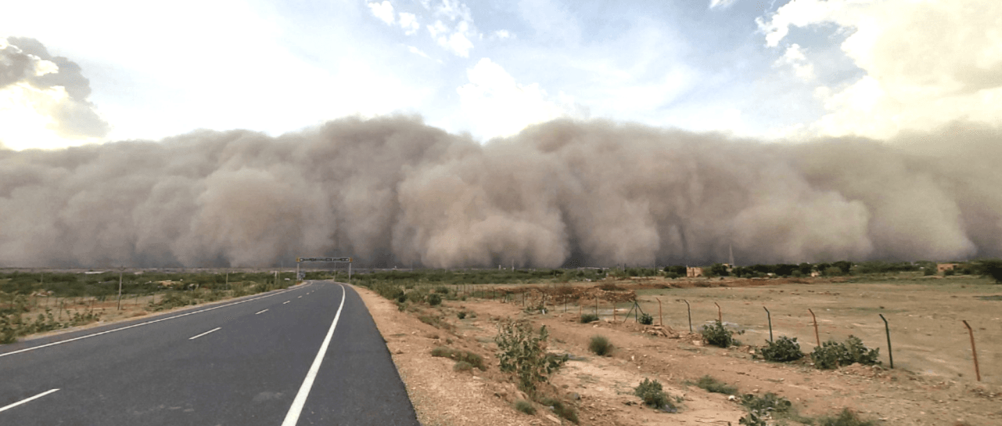 Apocalypse, Is That You? Videos On Twitter Show A Massive Sandstorm Engulfing Jaisalmer