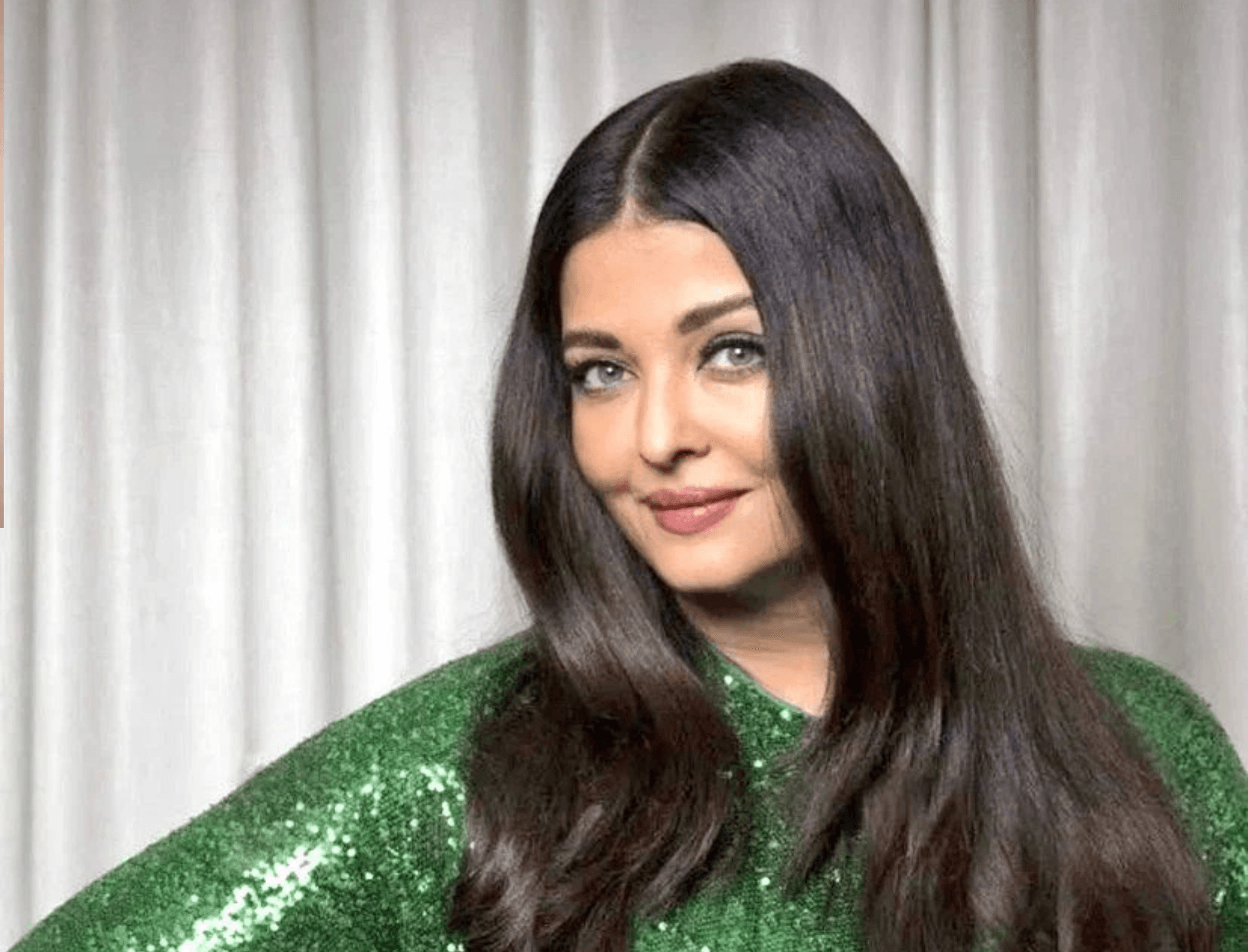 &#8216;Itne filters&#8217;: Internet Calls Out Aishwarya Rai Bachchan For Editing Her Cannes Pictures