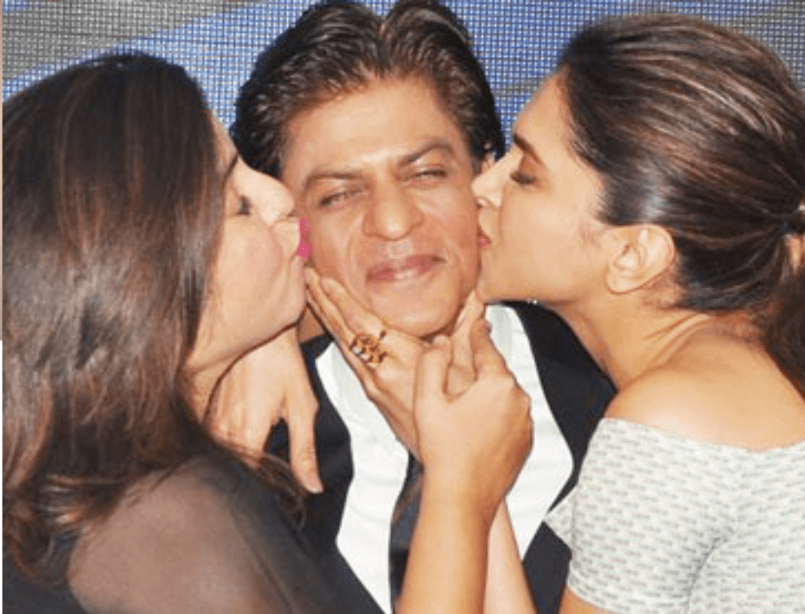 A Woman Forcefully Tried To Kiss Shah Rukh Khan &amp; The Internet Is Livid