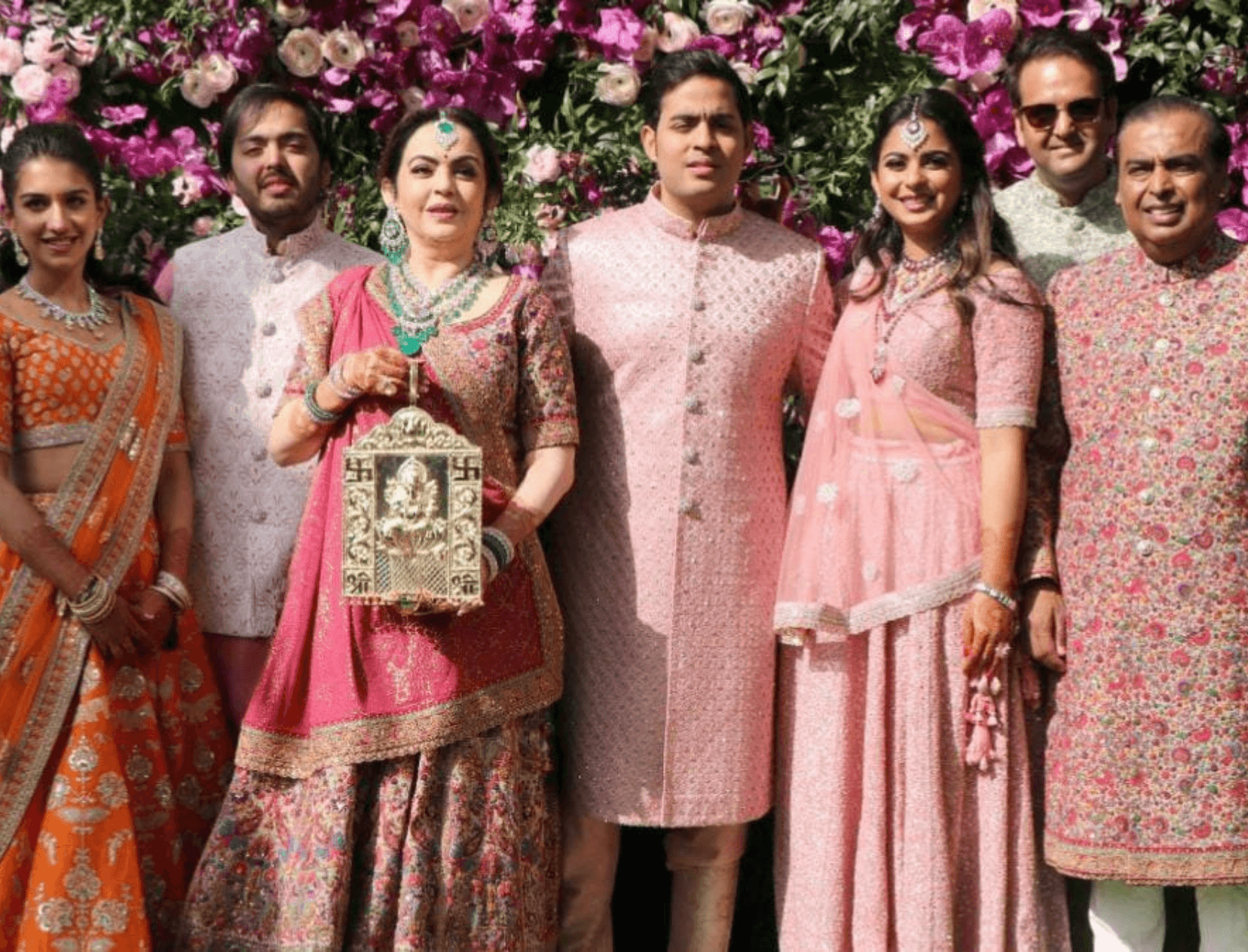 10 Ambani Employees Reveal What It&#8217;s Like Working For The Billionaire Family!