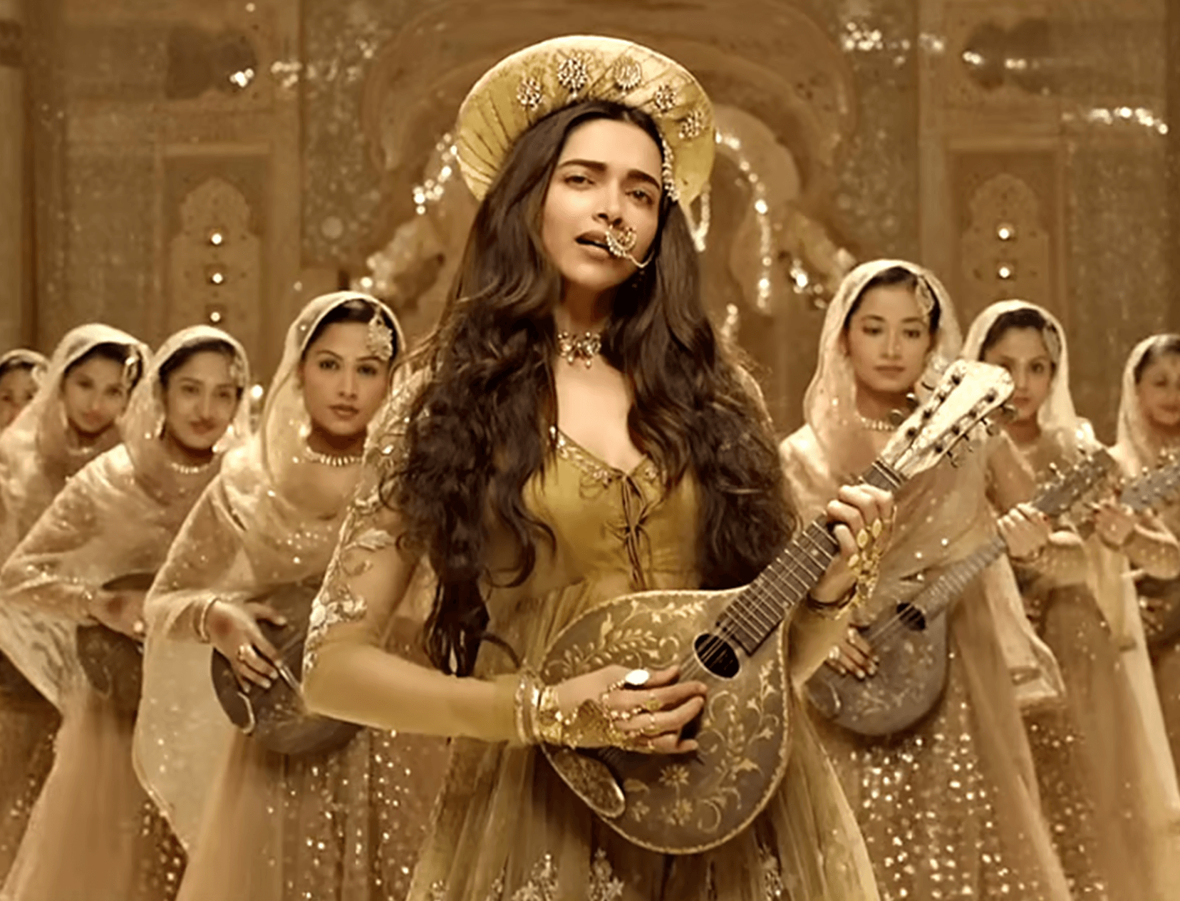 10 Times We Completely Surrendered Our Minds To Deepika Padukone In Period Films