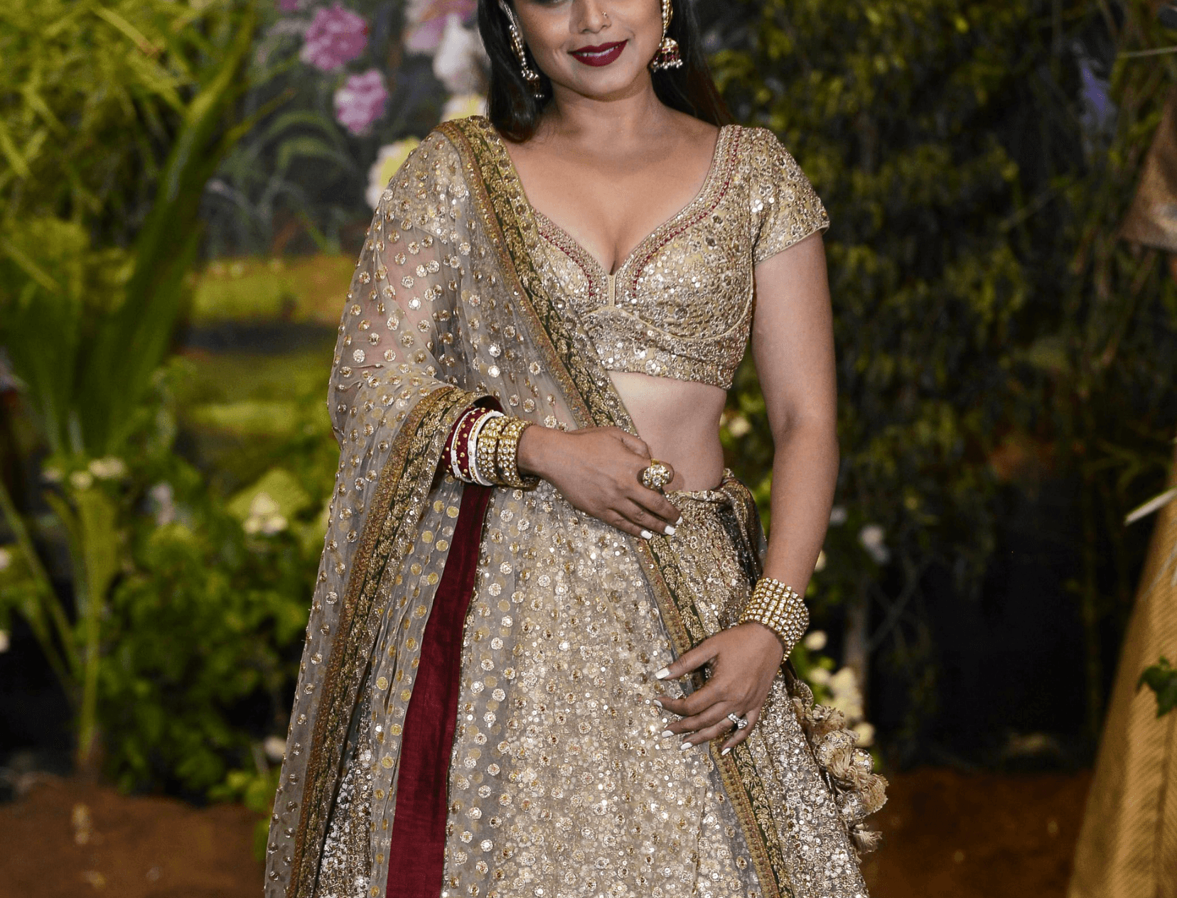 Not Anushka Sharma, This Bollywood Actress Was The First-Ever Sabyasachi Bride